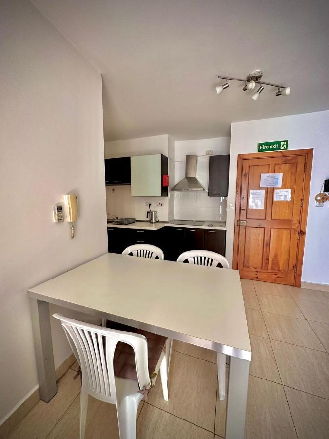 Dhalia Apartments - St. Julians Saint Julian's Ngoại thất bức ảnh